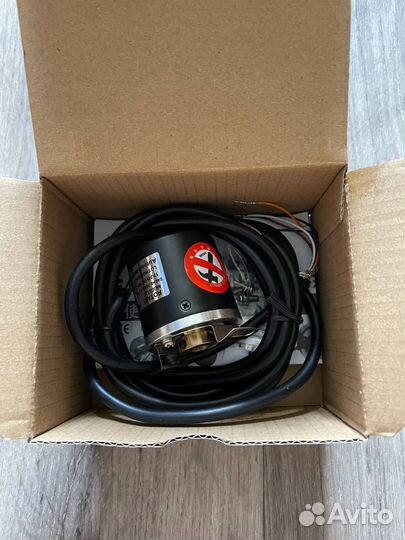 E40H8-1024-3-T-24 Энкодер инкрементальный Autonics