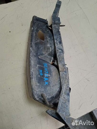 Правая фара Pontiac Grand AM Понтиак гранд ам