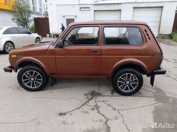 LADA 4x4 (Нива) 1.7 МТ, 2002, 10 000 км