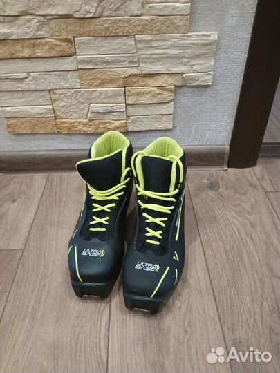 Лыжи, ботинки, крепления