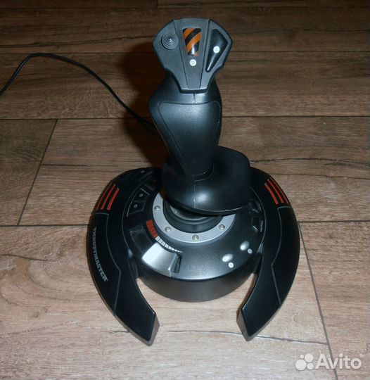 Джойстик Thrustmaster T-flight stick X