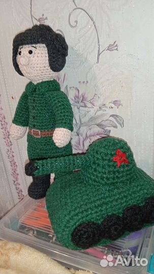 Танкист с танком