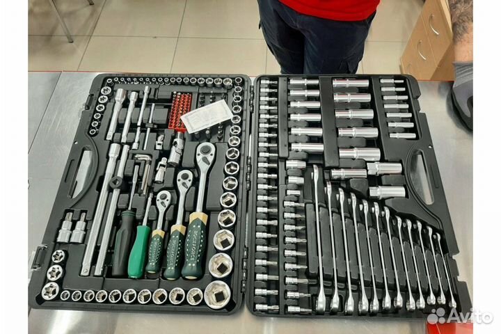 Набор инструментов 216 пр. 1/4