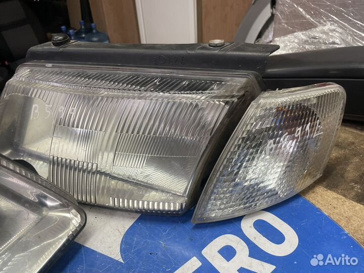 Фара левая Volkswagen Passat b5