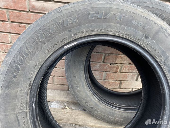 Bridgestone Dueler H/T 225/65 R17 101H