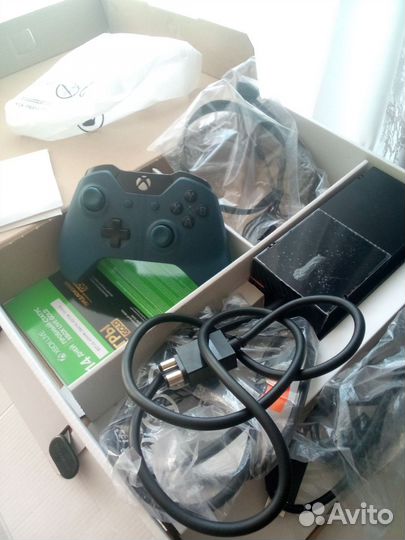 Xbox one Forza horizon limited edition 1Tb