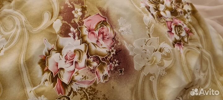 Блузка нов, р. 54-56 розы