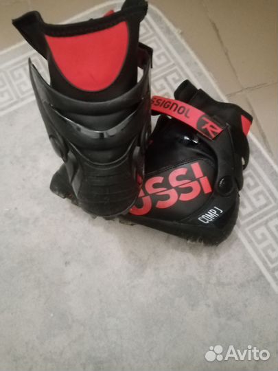 Лыжные ботинки коньковые rossignol