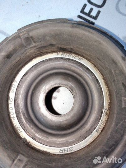 Опорный подшипник передний Renault Duster