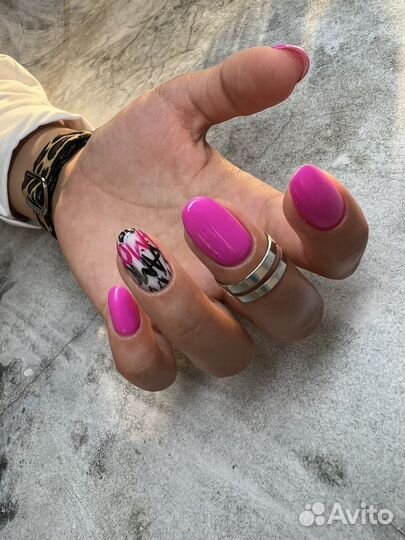 Маникюр/педикюр