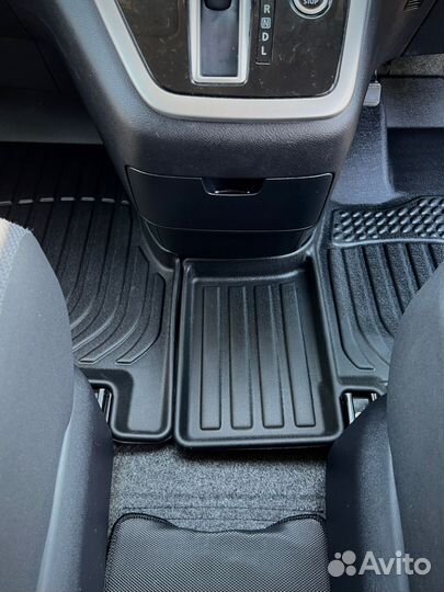 Коврики в салон Kamatto 3D Nissan Serena C27 16+