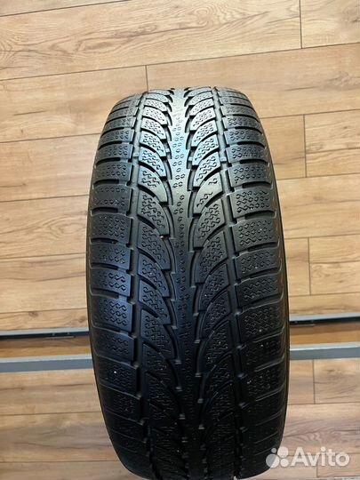 Nokian Tyres WR SUV 255/65 R16