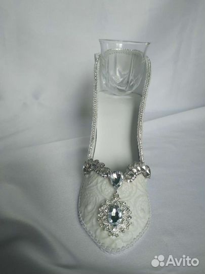 Туфелька бокал для свидетеля. Свадебные аксессуары