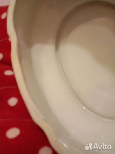 Сахарница(или масленка) фарфор