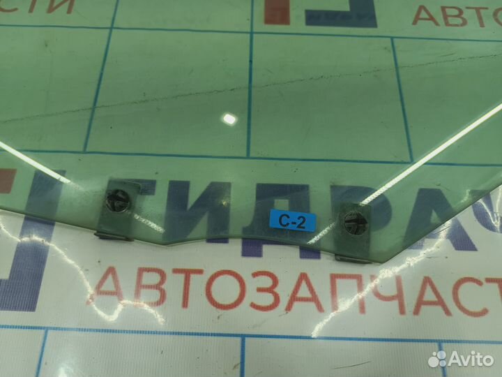 Стекло двери передней левой Peugeot 408 9676484280