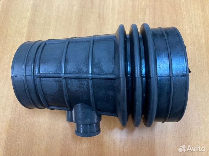 Патрубок воздушного фильтра Man Tga D2866