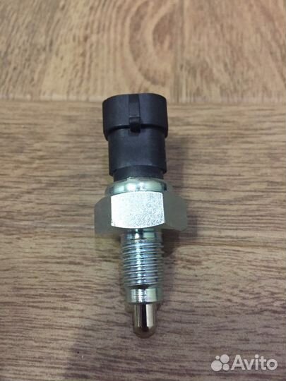 Датчик включения заднего хода opel