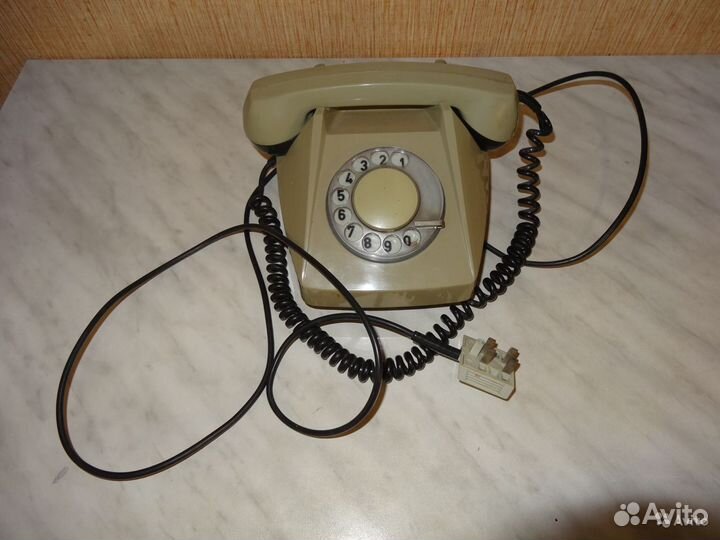 Дисковый телефон Tesla stropkov