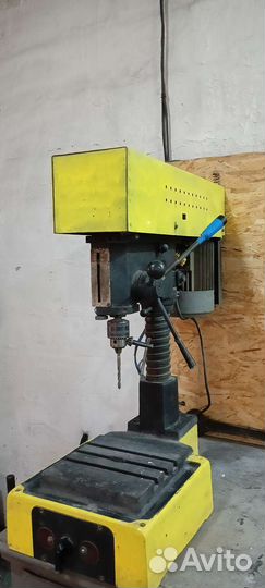 Сверлильный станок 2м112