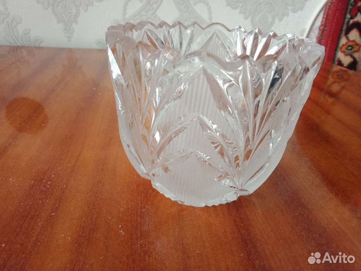 Хрустальные вазы разные