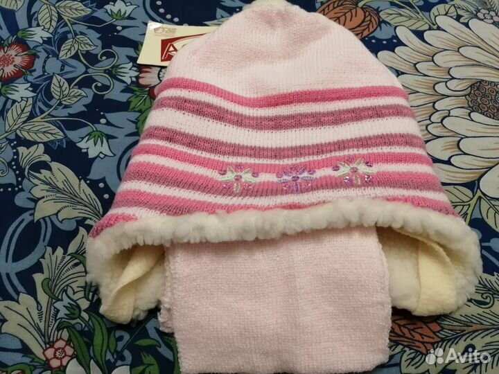 Шапочка с шарфиком,новый