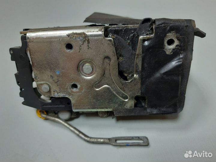 Замок задний правый Ford Fiesta Fusion