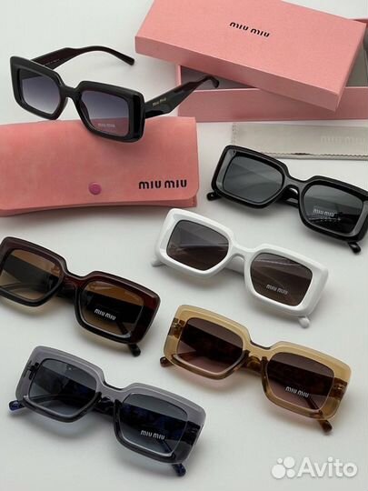 Солнцезащитные очки miu miu