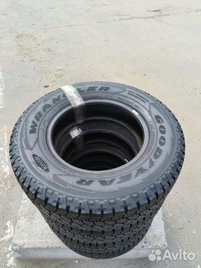 Goodyear Wrangler All-Terrain Adventure With Kevlar 225/75 R16 108T