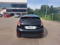 Ford Fiesta 1.6 MT, 2015, 94 400 км, с пробегом, цена 939 000 руб.