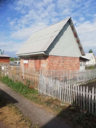 Дача 20 м² на участке 4 сот.