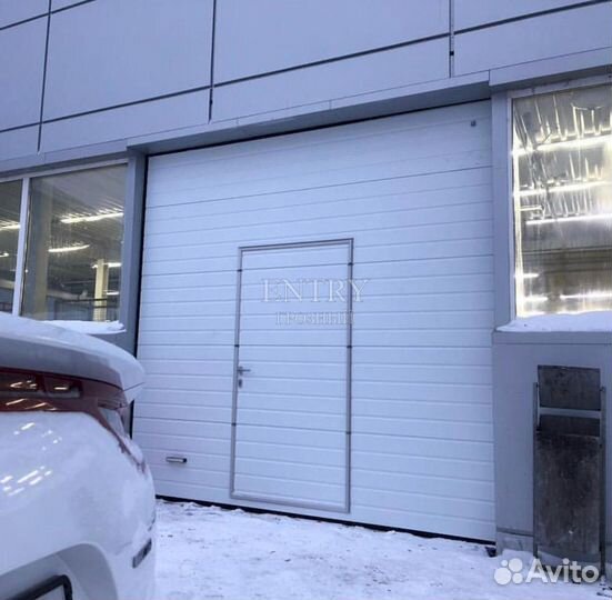 Секционные ворота