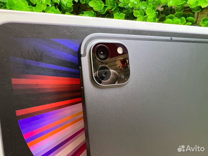 Apple iPad Pro 12.9 2021 M1 LTE 128GB. На гарантии