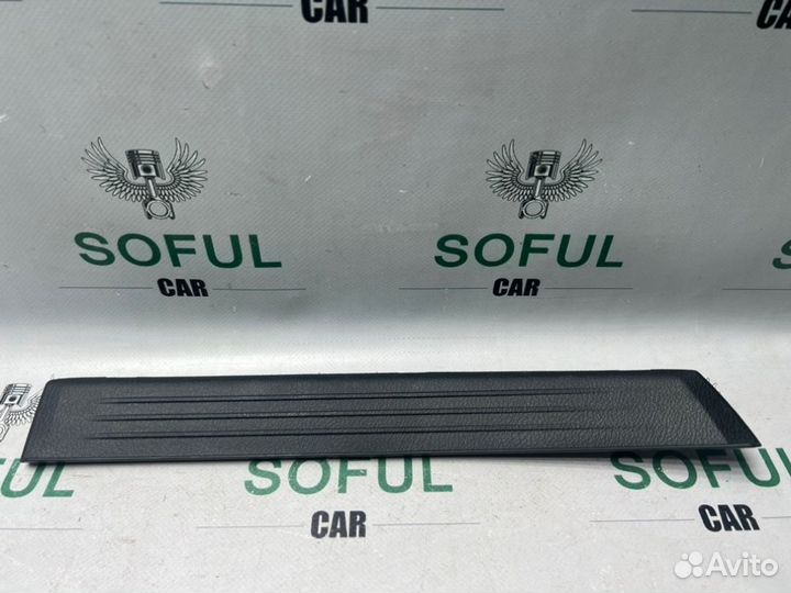 Порог салона задний правый Lexus Is 250 2014