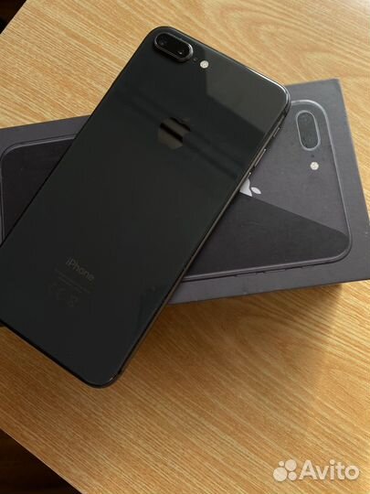 iPhone 8 Plus, 64 ГБ