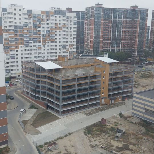 Машиноместо, 13 м²