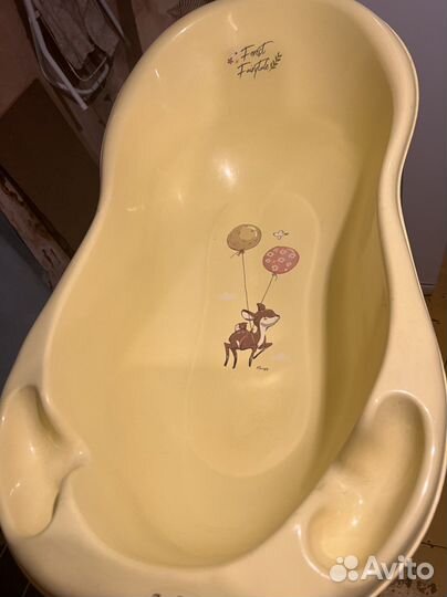 Ванночка для купания с подставкой