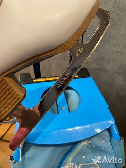 Фигурные коньки jackson