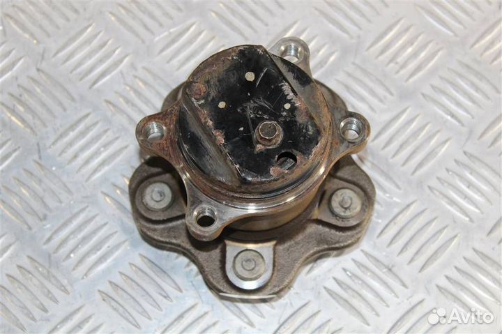 Ступица задняя левая Nissan Qashqai J10 2006-2013