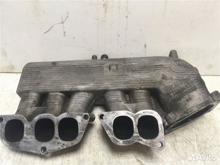 Коллектор впускной Audi 100 C4 1991-1994 V303E