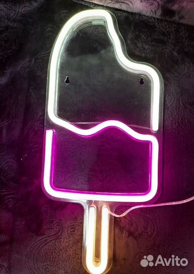 Неоновая вывеска готовая