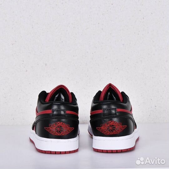 Кроссовки Nike Air Jordan 1 Low арт 5526-2 40