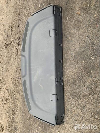 Задняя полка Volkswagen Polo седан