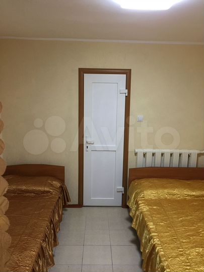 Комната 15 м² в 1-к., 1/2 эт.