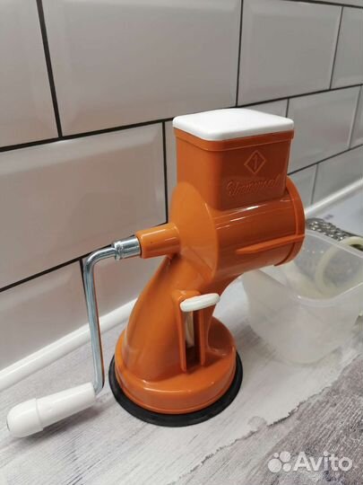 Терка механическая Zepter