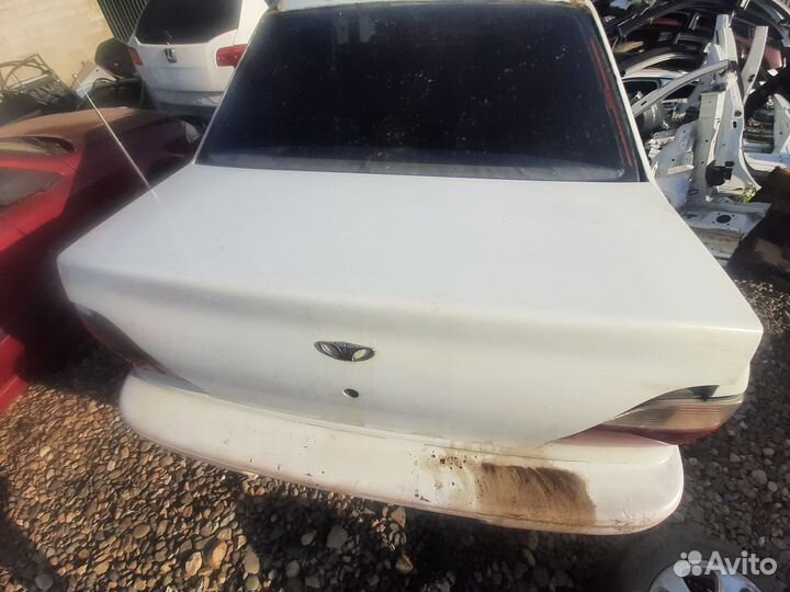 Крышка багажника на Дэу Нексия,Daewoo Nexia