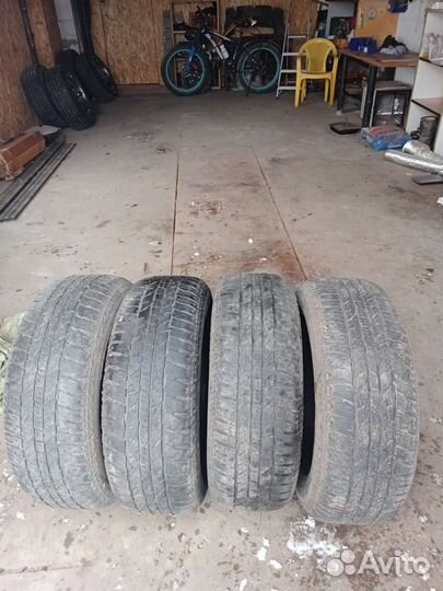 Yokohama Geolandar A/T G015 215/65 R16