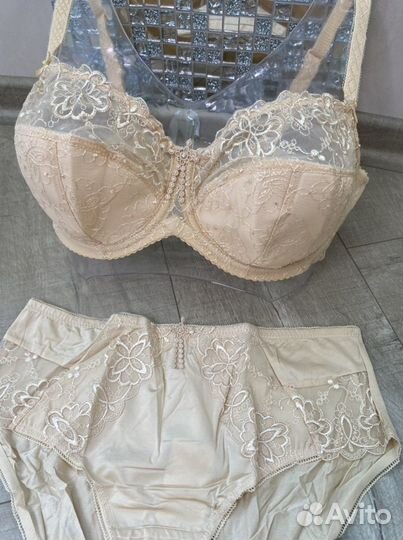 Бюстгальтер 75-100DE (новые )