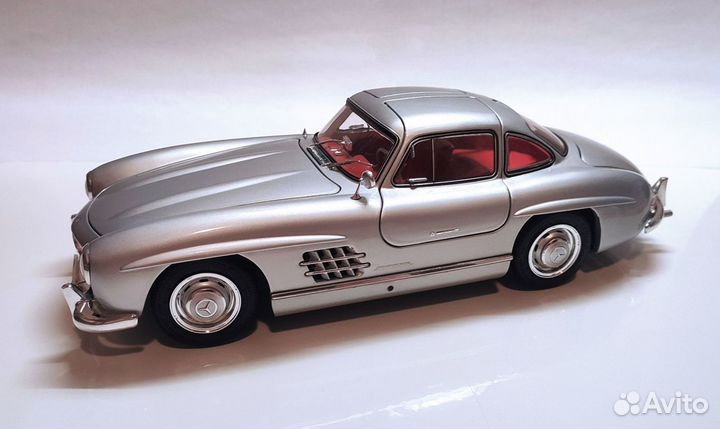 Mersedes 300sl w198 Gullwing schuco 1 18