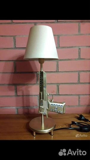 Лампа настольная 