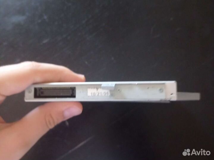 Внутренний дисковод Sony (2006 года)